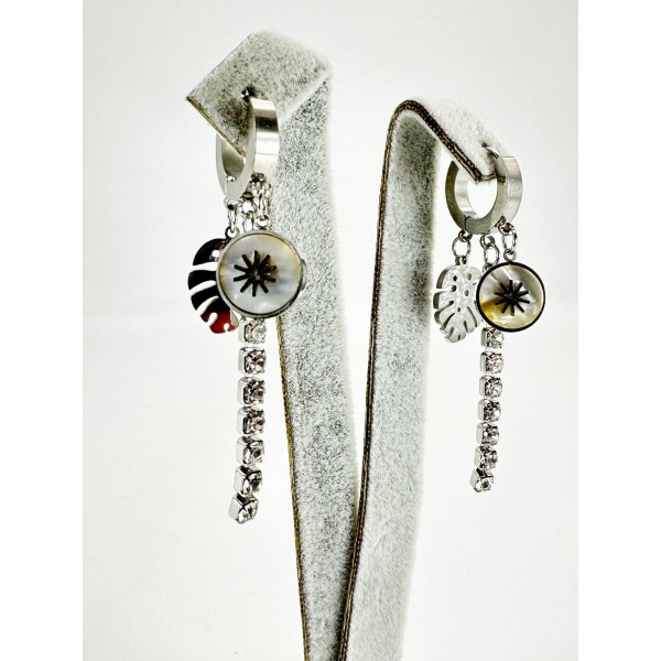 Gümüş Taşlı Yaprak Desenli Küpe